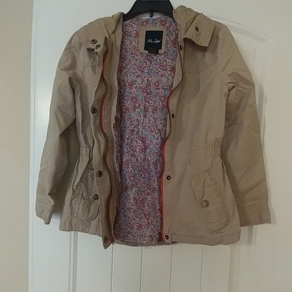 Coat - Picture 3 of 4
